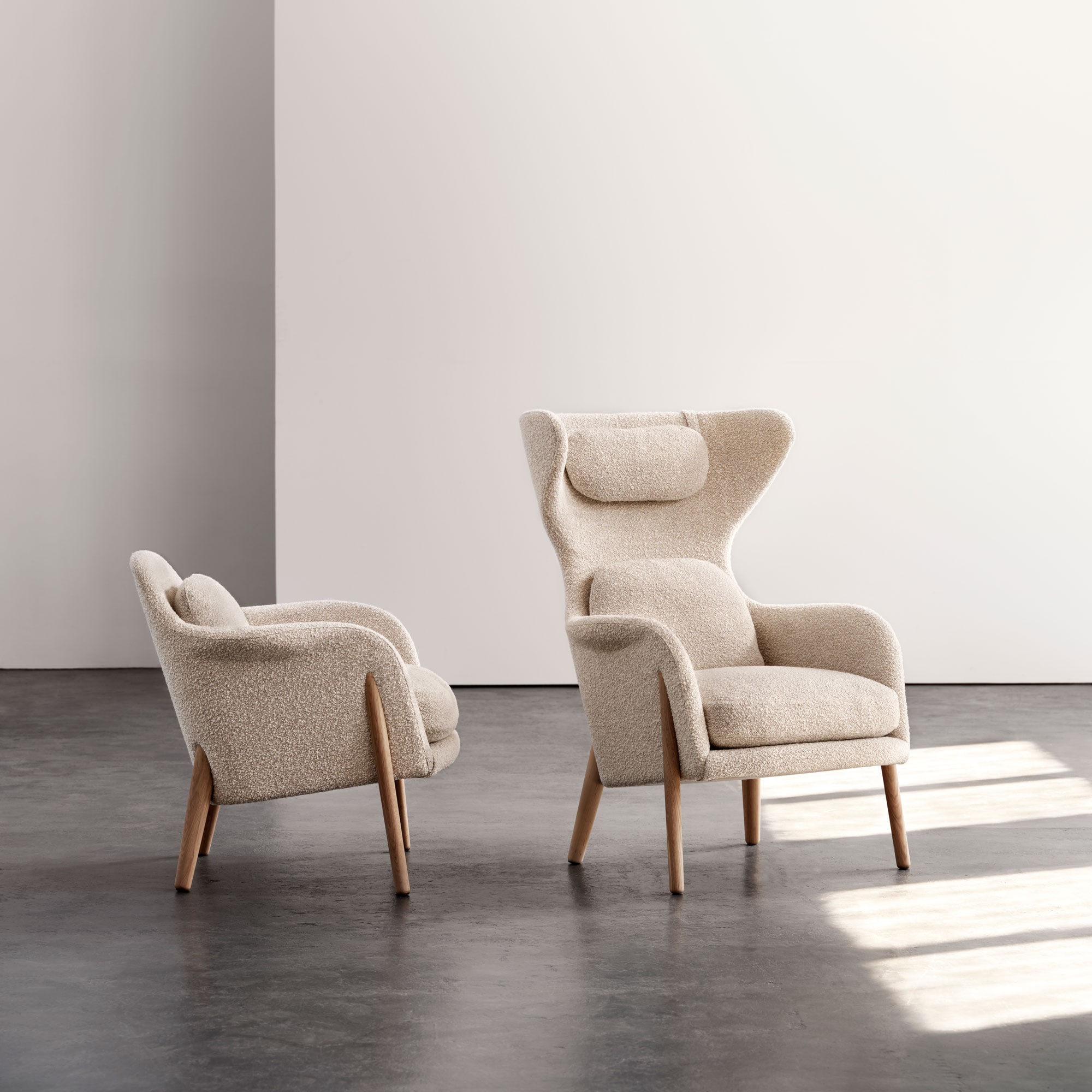 Armchair Ri Low Bouclé natural/Oak oil