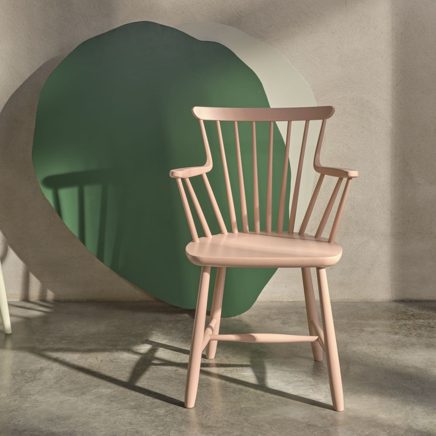 Pinn armchair Lacquer colour